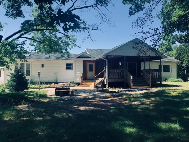 5972 109th Avenue, Pullman, MI 49450