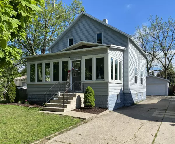 452 W 22nd Street, Holland, MI 49423