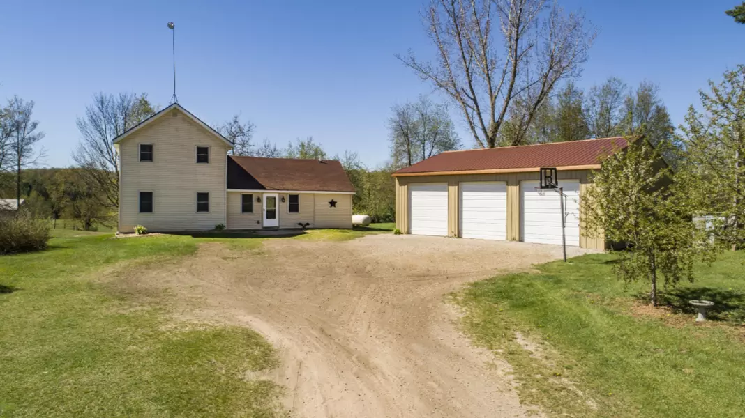 10207 E 48th Street, Chase, MI 49623