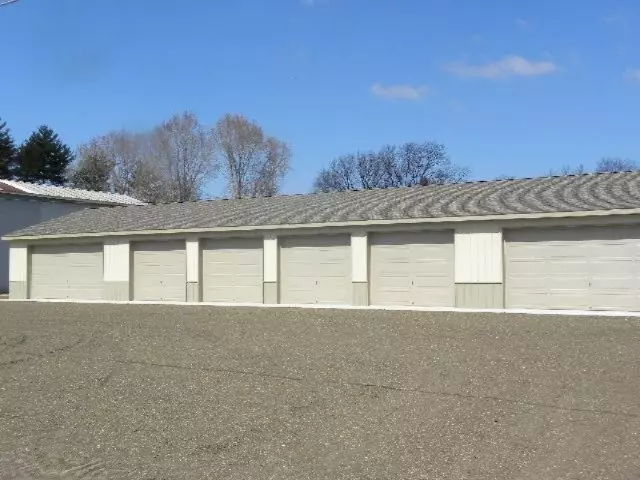 31934 Brooks Drive #5, Dowagiac, MI 49047