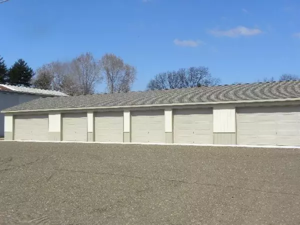 Dowagiac, MI 49047,31934 Brooks Drive #5