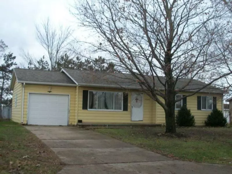 Sturgis, MI 49091,1006 Greenlawn Drive