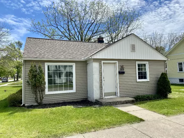 389 Maple Avenue, Holland, MI 49423