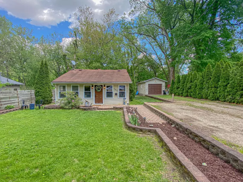 606 McOmber Street, Dowagiac, MI 49047