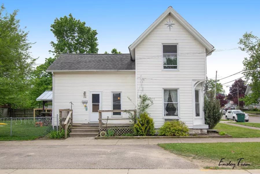 212 Hickory Street, Sparta, MI 49345