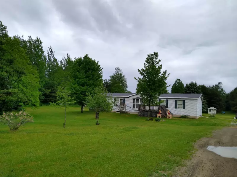 3221 Miller Road, Sidney, MI 48885