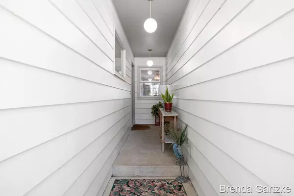 Howard City, MI 49329,8663 Tecumseh Trail