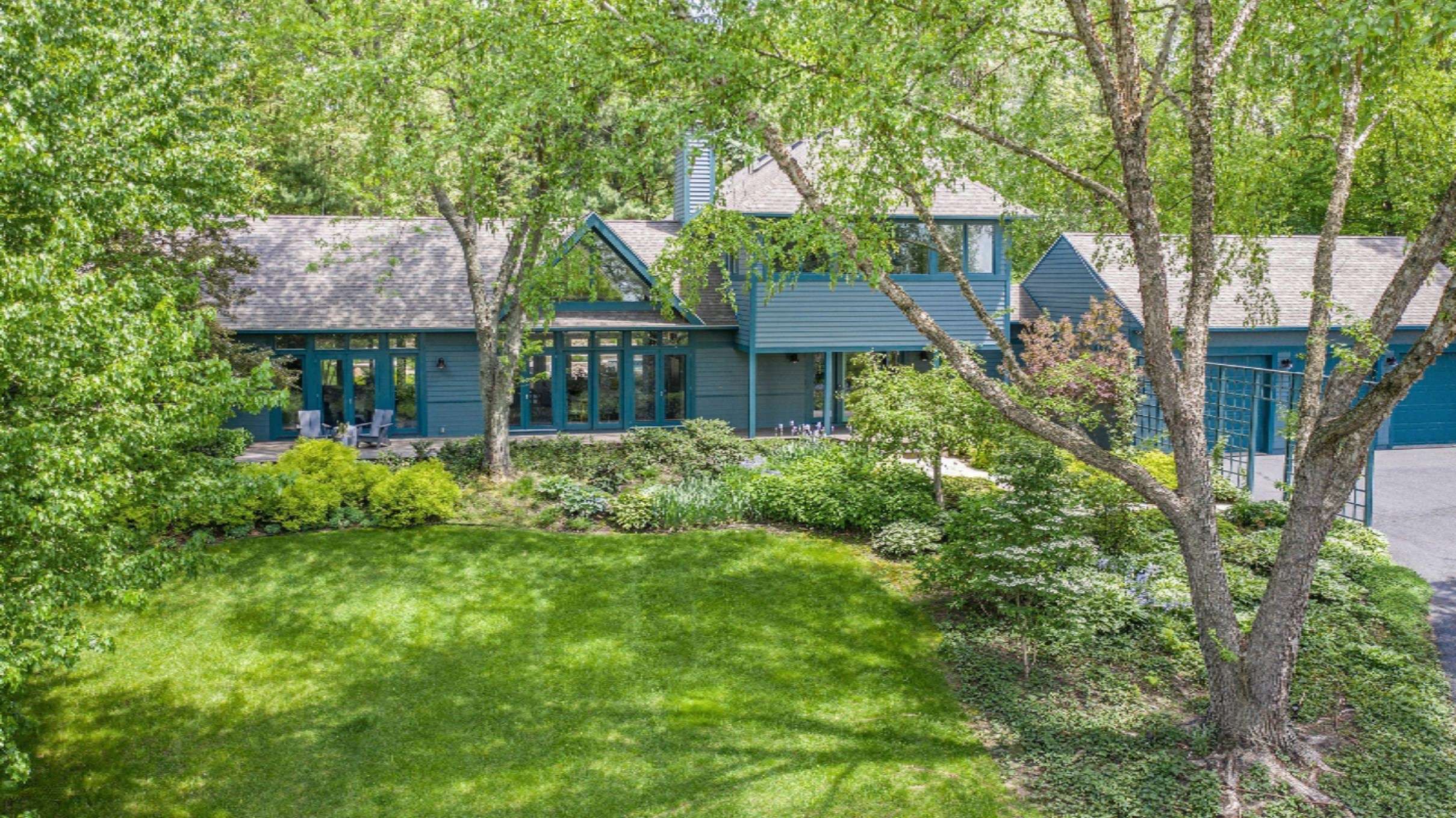 11345 Hills Road, Baroda, MI 49101