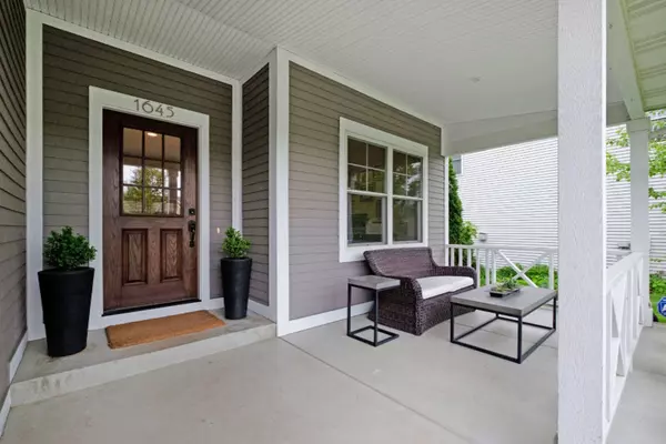 East Grand Rapids, MI 49506,1645 Amberley SE Court