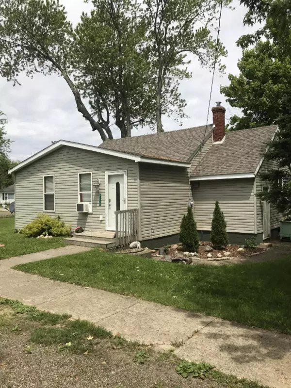 31172 Depot Street, Leonidas, MI 49066