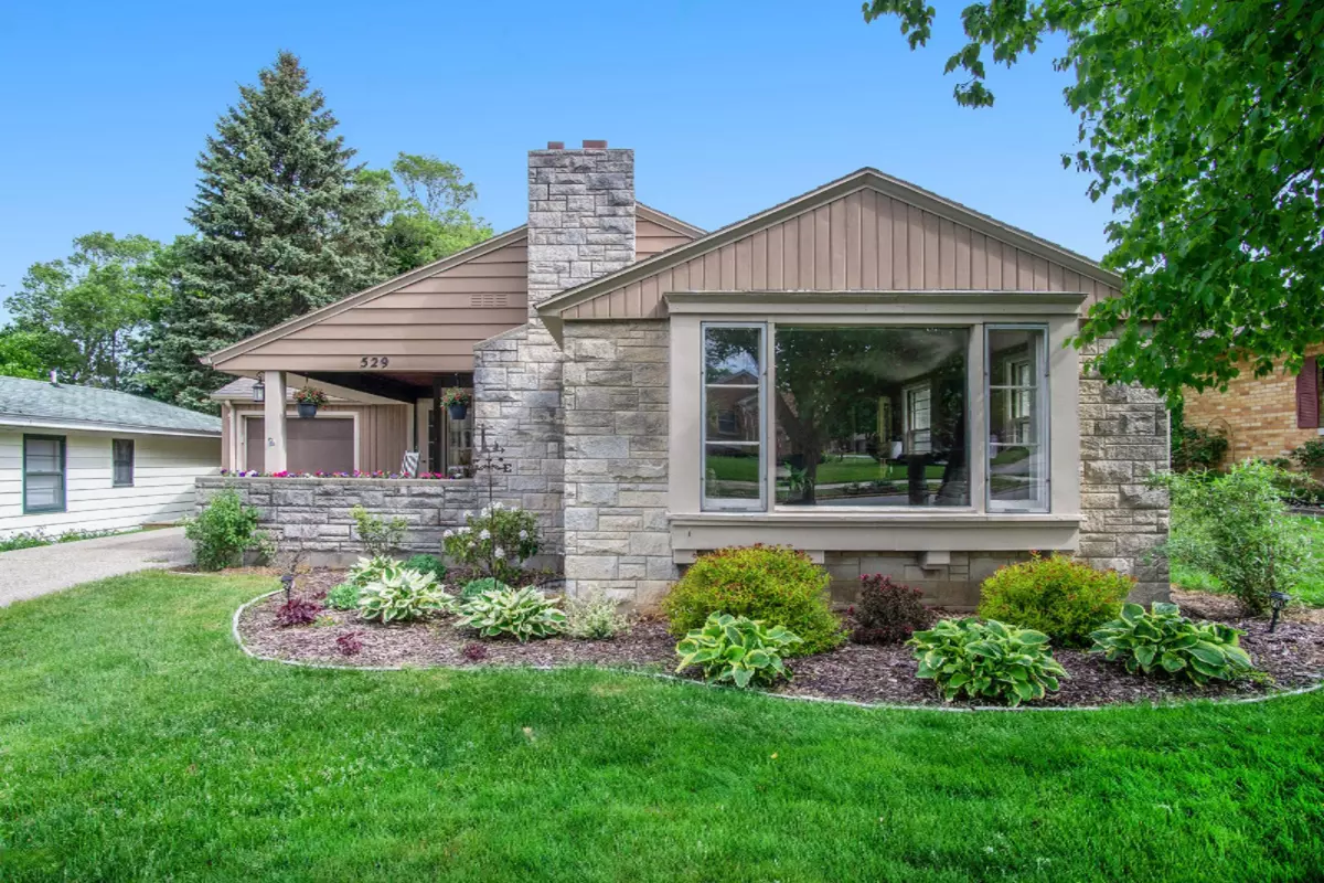 Grand Haven, MI 49417,529 Park Avenue