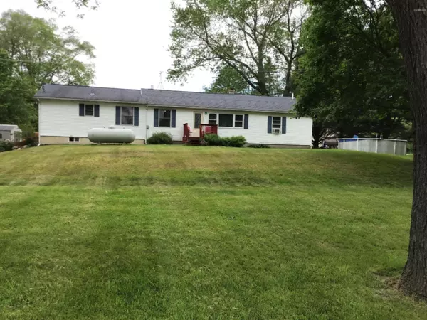 2025 N 33 Rd Street, Galesburg, MI 49053