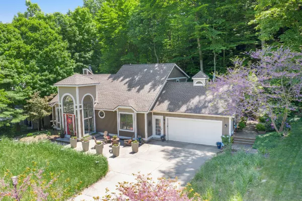 West Olive, MI 49460,17324 Hidden Treasure Drive