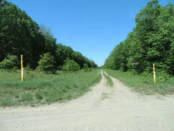 00 122nd Avenue, Fennville, MI 49408