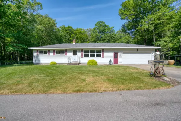 13267 136th Avenue, Grand Haven, MI 49417