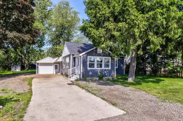 Holland, MI 49423,146 Clover Avenue