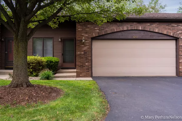 Grandville, MI 49418,3233 Arrowhead Arms Court #11