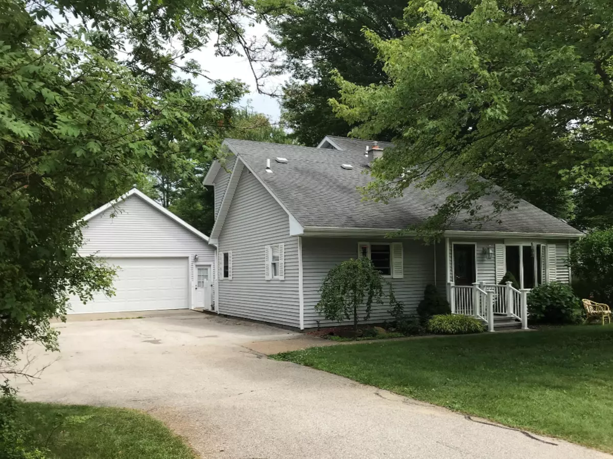 Norton Shores, MI 49441,5906 Henry Street