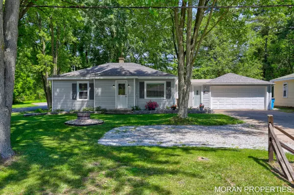 Coopersville, MI 49404,525 W Randall Street