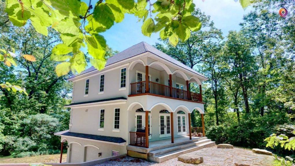 6036 River Ridge Drive, Hamilton, MI 49419