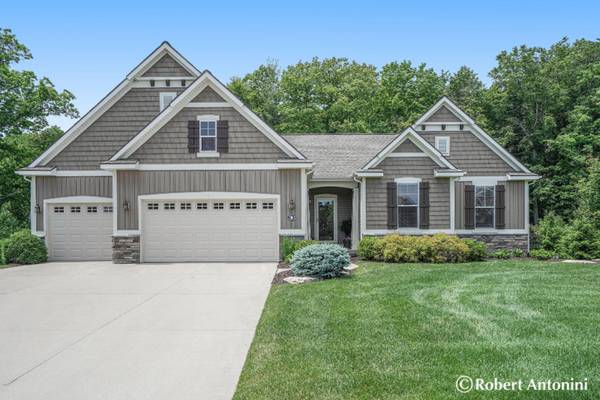 3164 Blairwood Court, Jenison, MI 49428