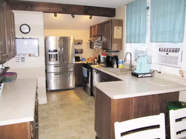 Sturgis, MI 49091,602 Laurel Avenue