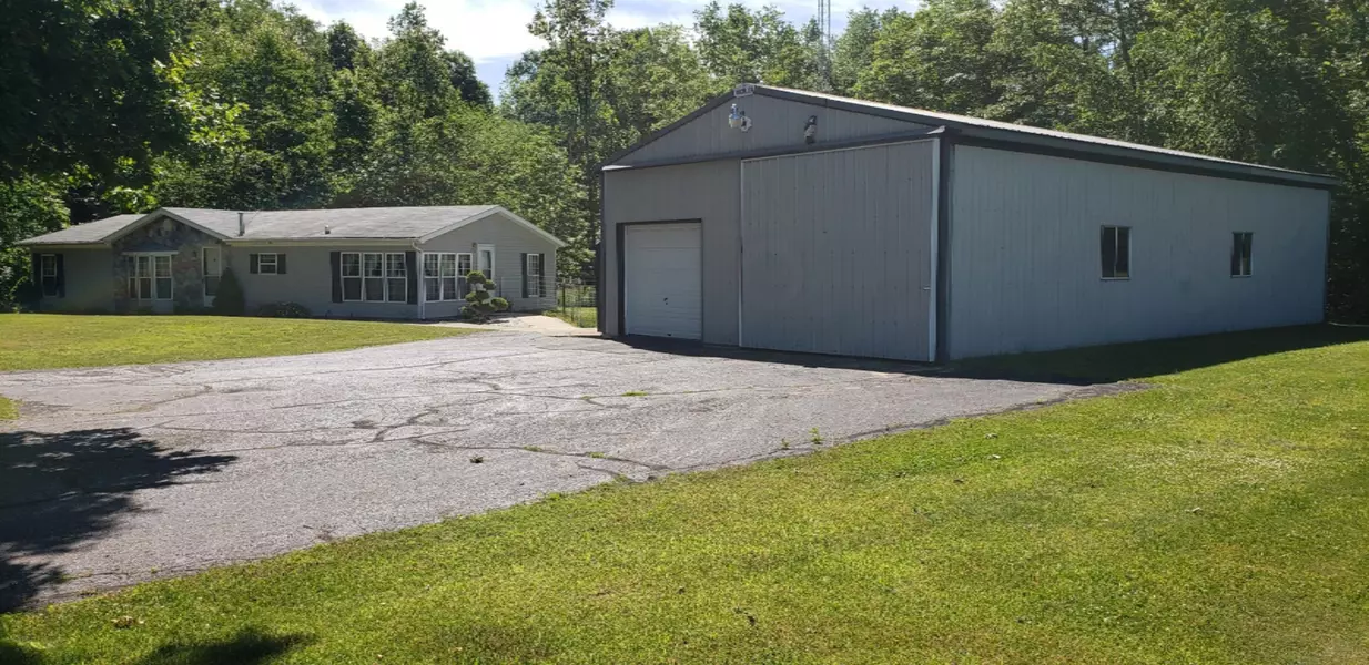 12251 Flowerfield Road, Marcellus, MI 49067