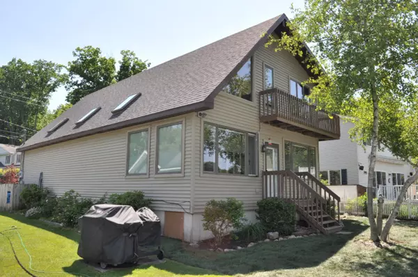15222 Birch Lake Shore Dr, Vandalia, MI 49095