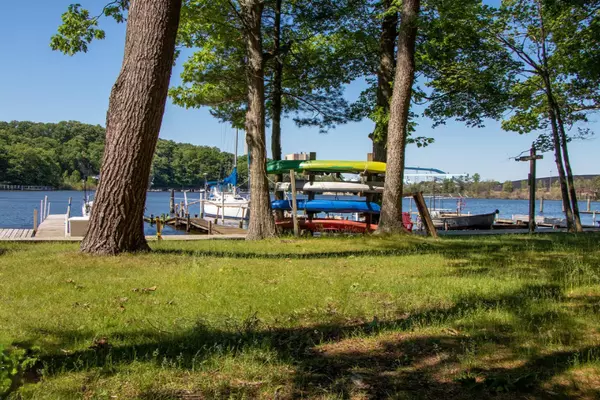 West Olive, MI 49460,17120 Lake Avenue