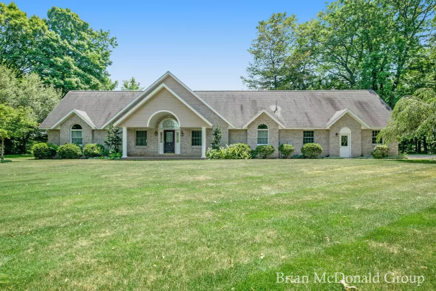 141 Thomas Street, Allegan, MI 49010