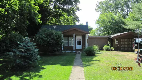 212 N Lakeview Avenue, Sturgis, MI 49091