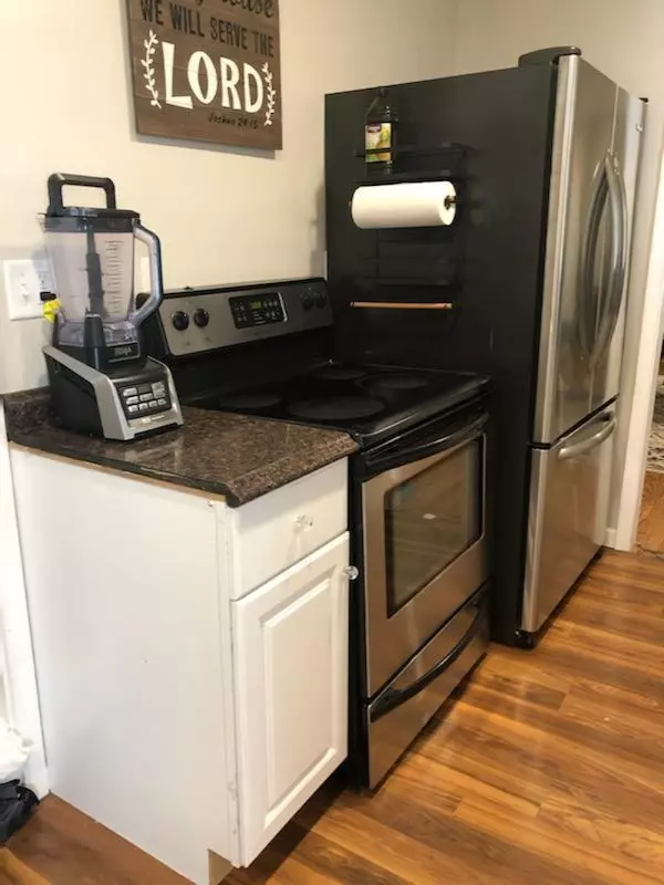 Allegan, MI 49010,319 Davis Street