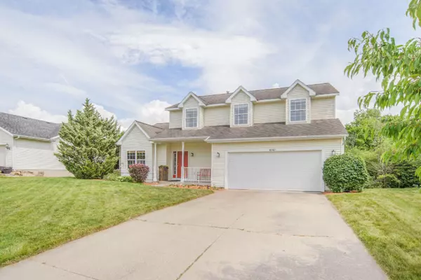 Zeeland, MI 49464,10782 Wood Ridge Drive