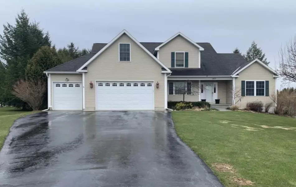 1457 Bee Court, Traverse City, MI 49696