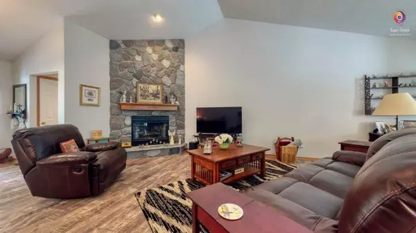 Holland, MI 49423,6475 Castle Avenue