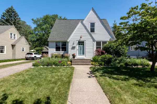 183 E 26th Street, Holland, MI 49423