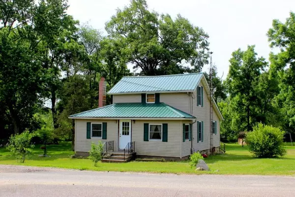 1551 E Mosherville Road, Jonesville, MI 49250