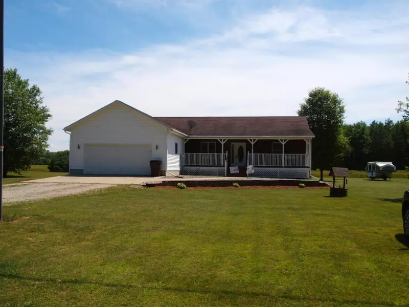 137 W Long Lake Road, Orleans, MI 48865