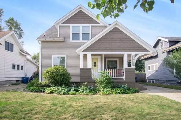 1418 Pennoyer Avenue, Grand Haven, MI 49417