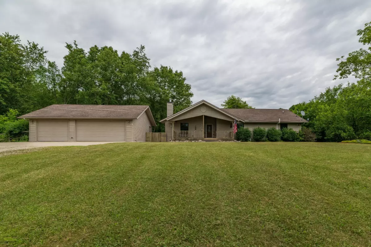 Three Rivers, MI 49093,14172 Bullock Road