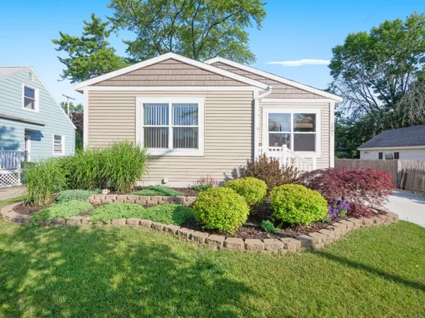 3001 Westland Road, Roosevelt Park, MI 49441