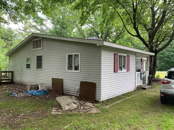 Fruitport, MI 49415,4282 E Pontaluna Road