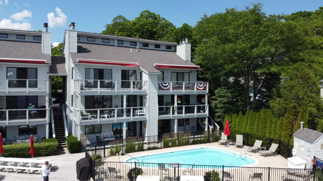 455 Culver Street #6, Saugatuck, MI 49453