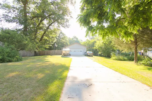 Fruitport, MI 49415,160 N 6th Avenue
