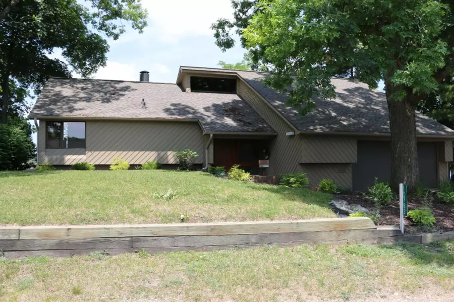 10783 Sioux Point Drive, Jerome, MI 49249