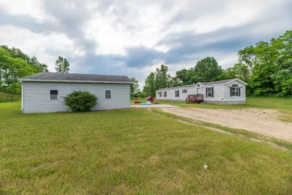 4063 35th Street, Dorr, MI 49323
