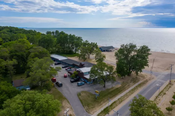 Manistee, MI 49660,101 S Lakeshore Drive