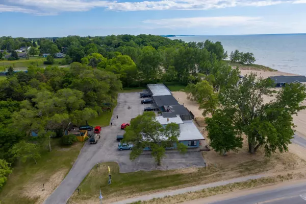 Manistee, MI 49660,101 S Lakeshore Drive