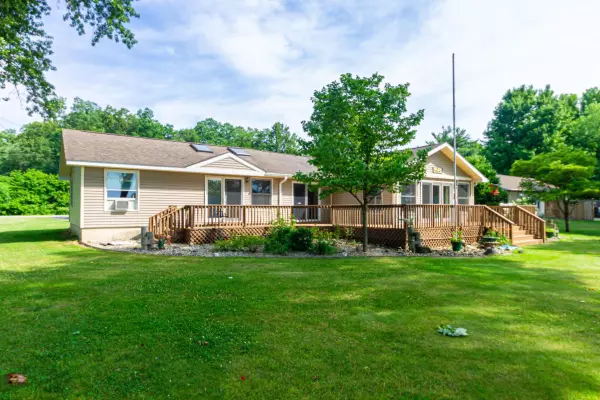 22841 Riverside Drive, Mendon, MI 49072