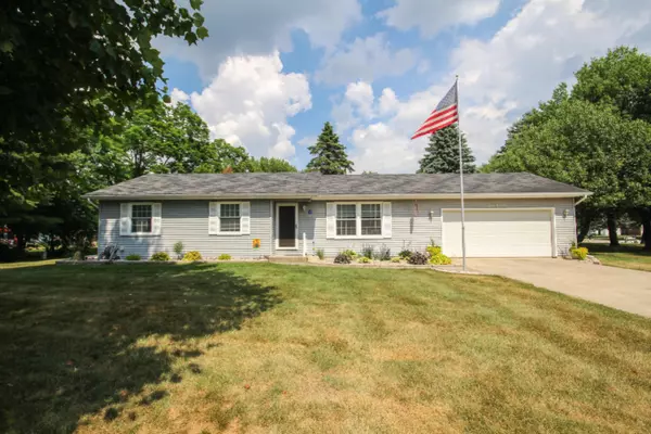 56935 Tamarac Lane, Three Rivers, MI 49093